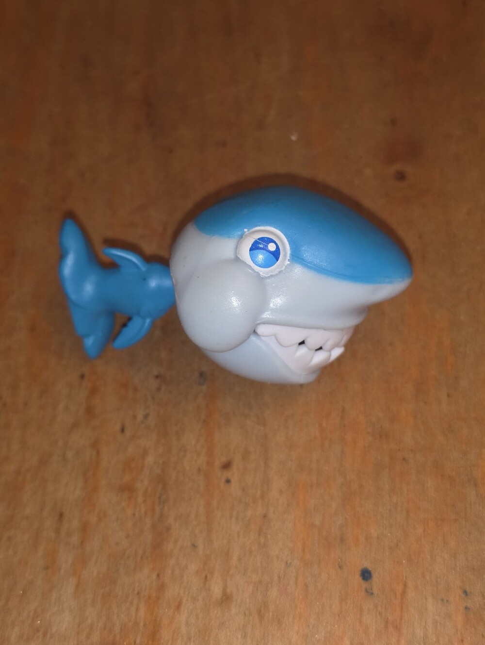 Little Big Bites Shark (Hasbro) Toy